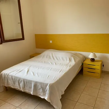 Grande Tizzano A 200 M De La 18 Pers Ferienhaus Sartène