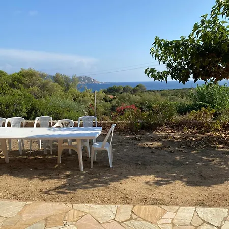 Grande Tizzano A 200 M De La 18 Pers Ferienhaus Sartène