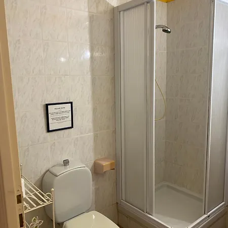 Grande Tizzano A 200 M De La 18 Pers * Sartene (Corsica)