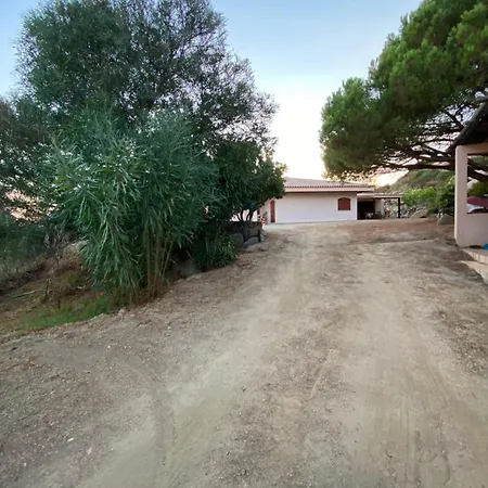 Grande Tizzano A 200 M De La 18 Pers Holiday home Sartene (Corsica)