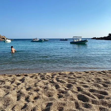 Grande Tizzano A 200 M De La 18 Pers * Sartene (Corsica)