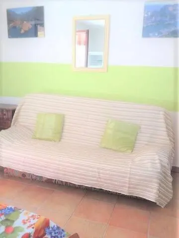 Grande Tizzano A 200 M De La 18 Pers