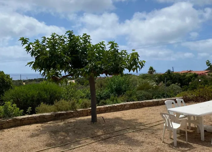 Grande Tizzano A 200 M De La 18 Pers サルテーヌ