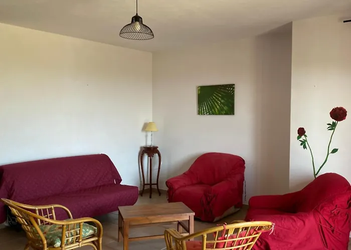 Grande Tizzano A 200 M De La 18 Pers