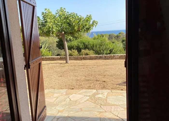 Grande Tizzano A 200 M De La 18 Pers 別荘