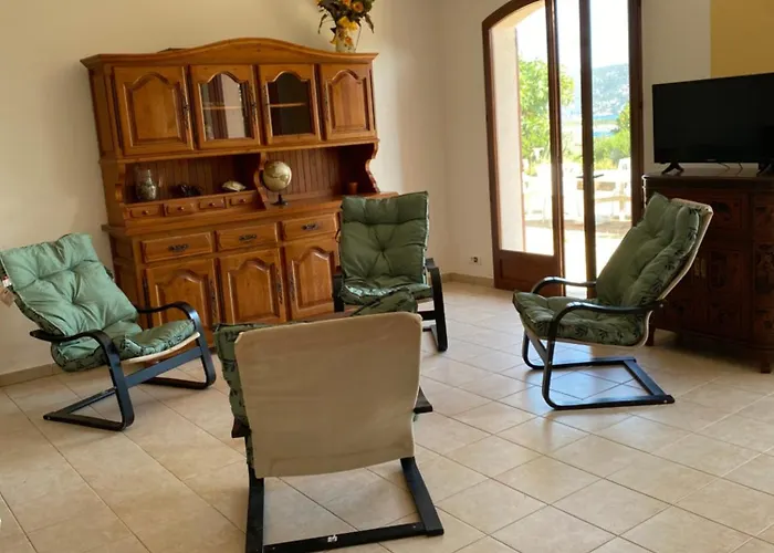 Grande Tizzano A 200 M De La 18 Pers 別荘 サルテーヌ