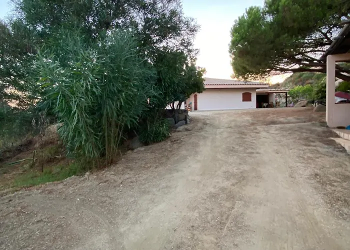 Grande Tizzano A 200 M De La 18 Pers 別荘 サルテーヌ