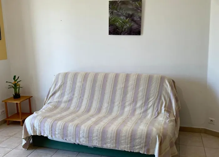 Grande Tizzano A 200 M De La 18 Pers *